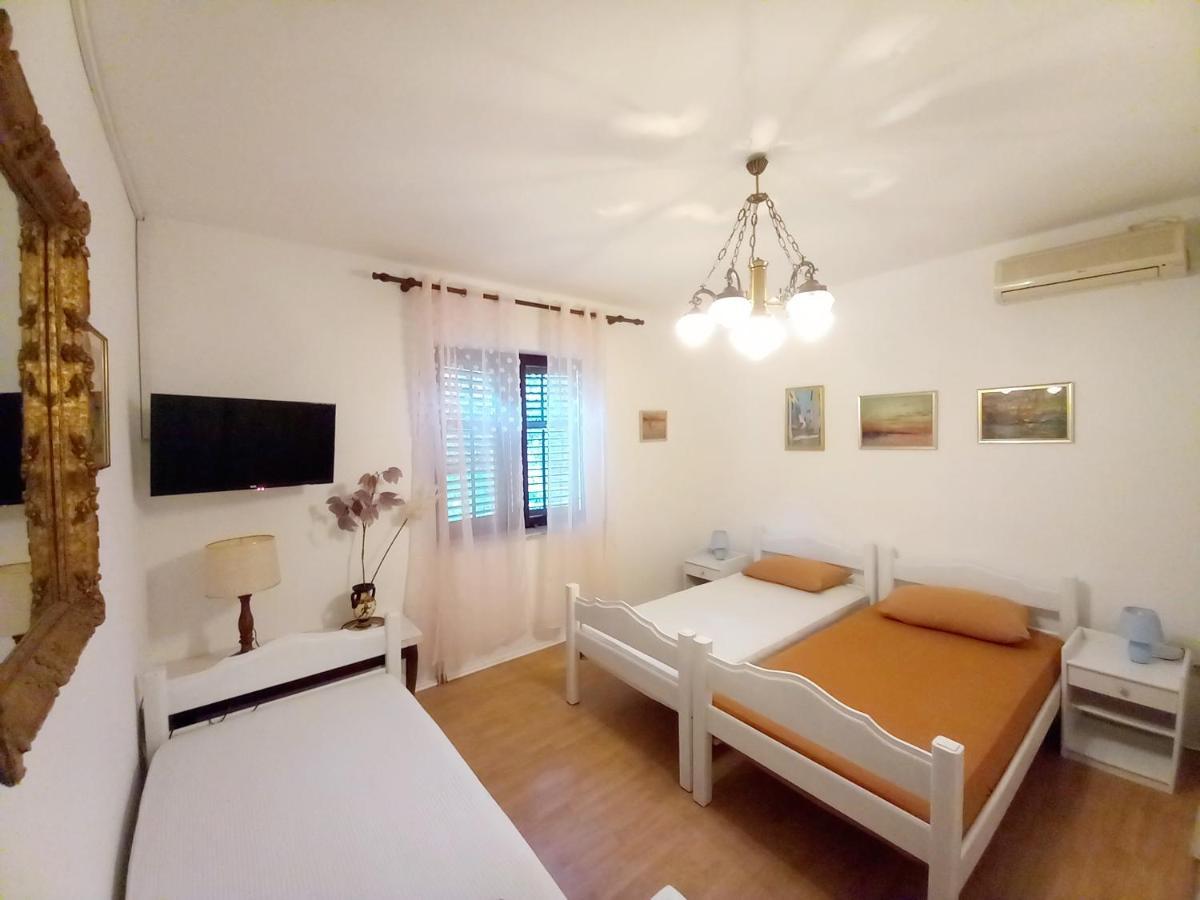 Jokovic Accommodation Kotor Quarto foto